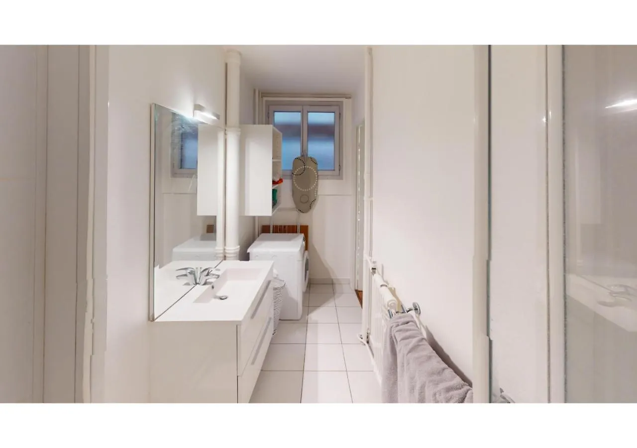 Joivy Welcoming 1-Bed Flat Near Champ De Mars Apartment Paris France