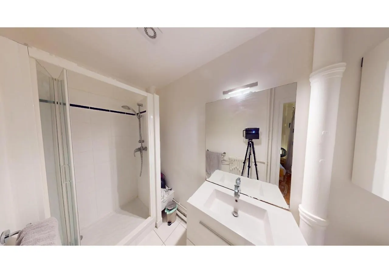 Joivy Welcoming 1-Bed Flat Near Champ De Mars Apartment Paris