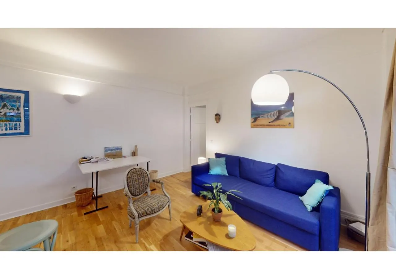 Joivy Welcoming 1-Bed Flat Near Champ De Mars Apartment Paris
